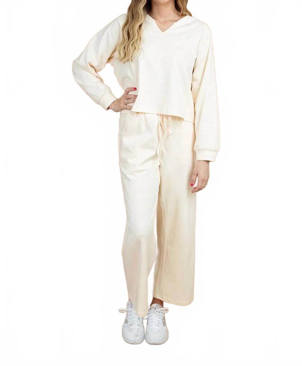 NEW LISTICLE jena v-neck sweater and wide-leg pants set in cream